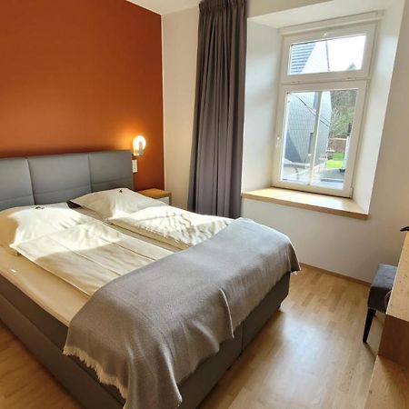 Hotel-Restaurant Zum Onkel Jonathan Рэрен Экстерьер фото